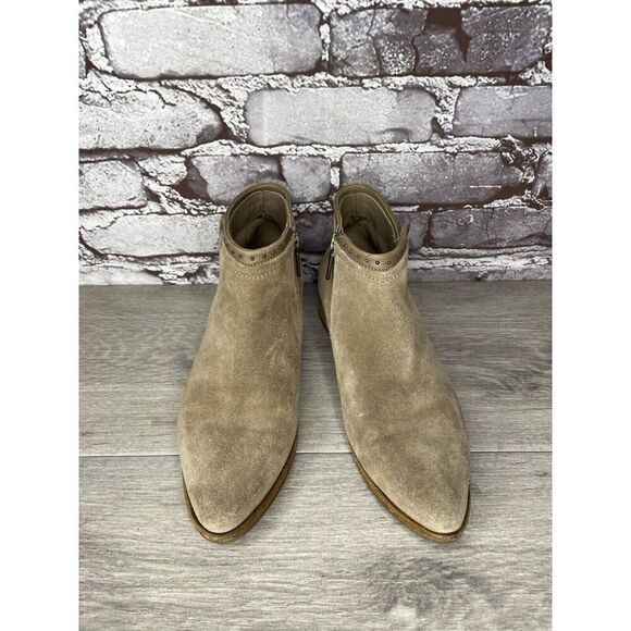 ITALEAU Tan Suede Leather Ankle Side Zipper Low Heel Boots Women Sz 37EU/7.5M US - Picture 2 of 16